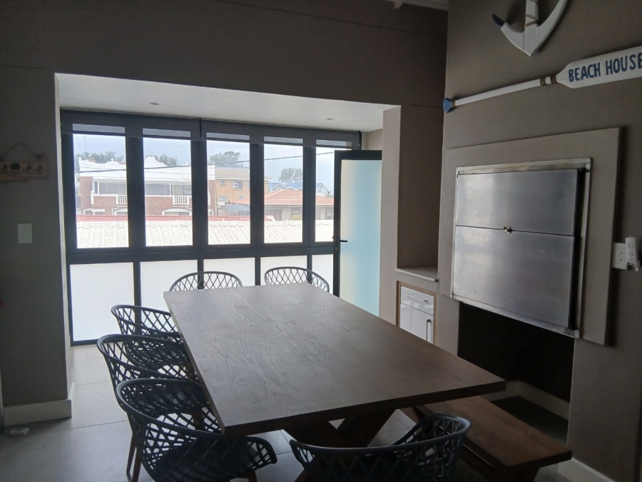 To Let 4 Bedroom Property for Rent in Hartenbos Central Western Cape